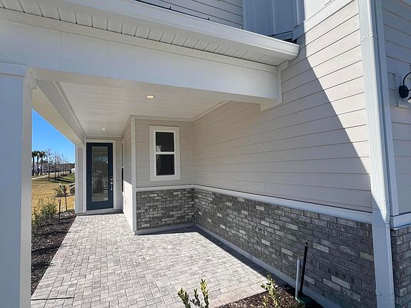 2nd image of 21 LATHAM Drive