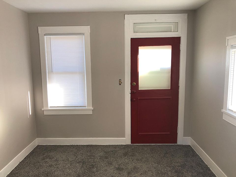 1st image of 4324 46th Ave S