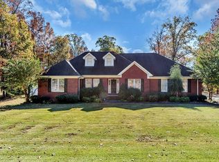 191 Briarleigh Rd, Russellville, AL 35653