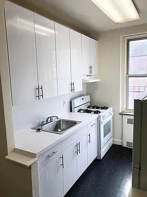 Rented by Contact Realty | media 9