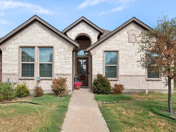 1700 Prestwick Ln, Ennis, TX 75119