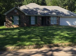 416 Brenmar St, Brandon, MS 39042
