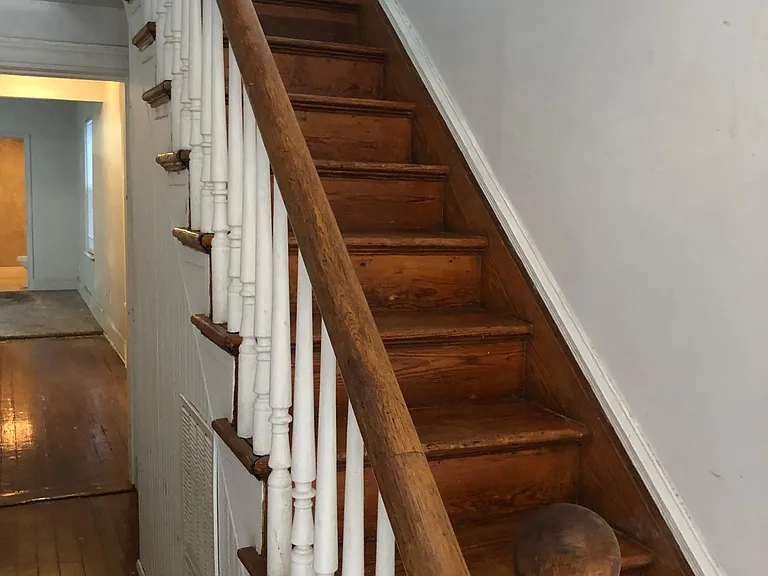 1420 W Clay St — Photo 14
