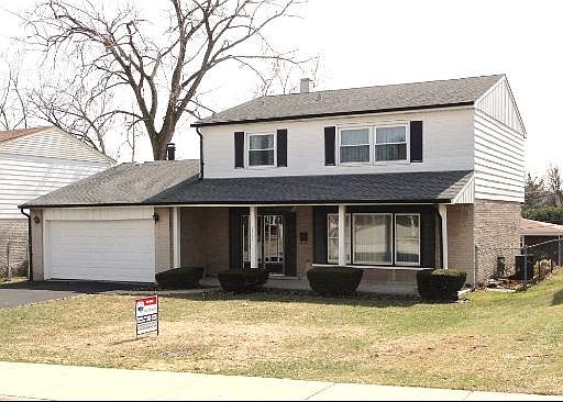 1st image of 9021 W Primrose Ln
