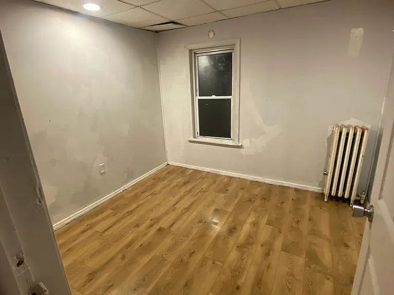 505 N Bromley Ave — Photo 6
