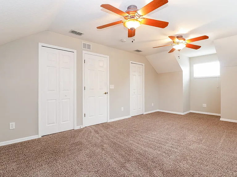 8621 Hawbuck St — Photo 14