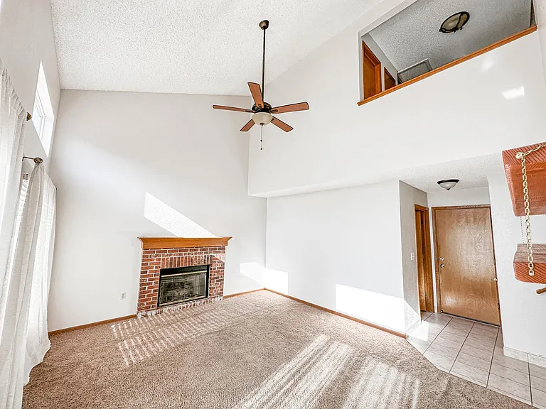 9806 Foxhill Cir — Photo 10
