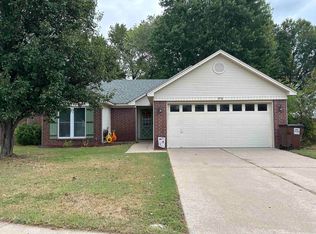 3514 Village Green Dr, Bryant, AR 72022