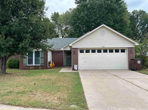 3514 Village Green Dr, Bryant, AR 72022