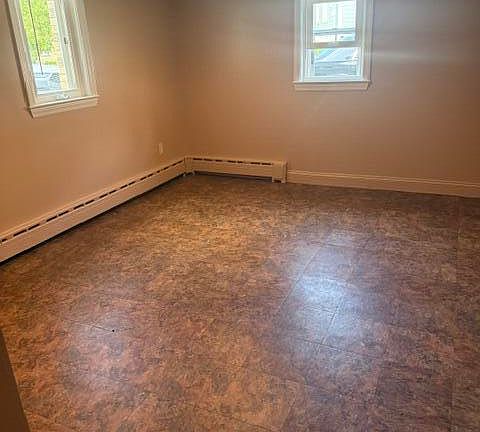 3rd image of 306 Myrtle St