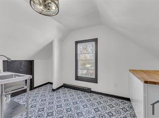 246 E 156th St #2, Cleveland, OH 44110