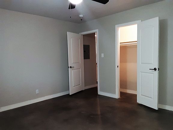 5th image of 3011 N 38th St #15