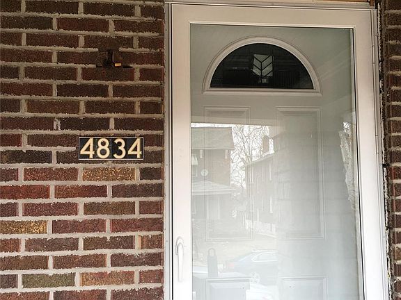 2nd image of 4834 Penrose St
