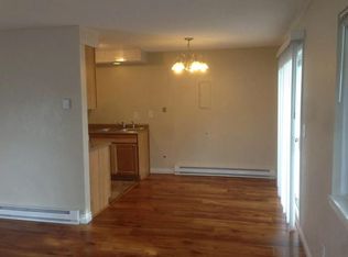 17276 SW Merlo Rd #4, Beaverton, OR 97003