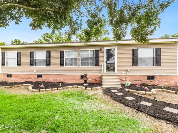 233 Fleur Des Coteau, Opelousas, LA 70570