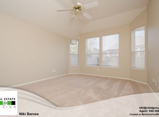 6812 Riverchase Trl, Denton, TX 76210