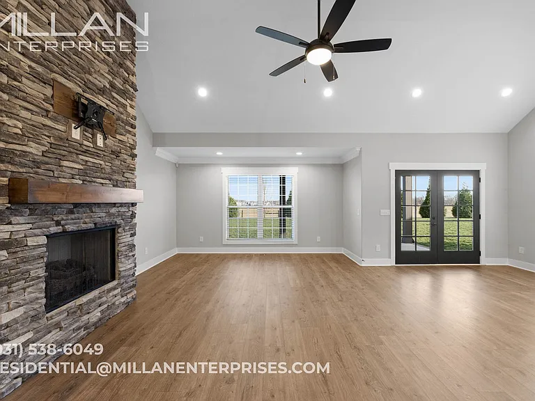 1065 Veridian Dr — Photo 13