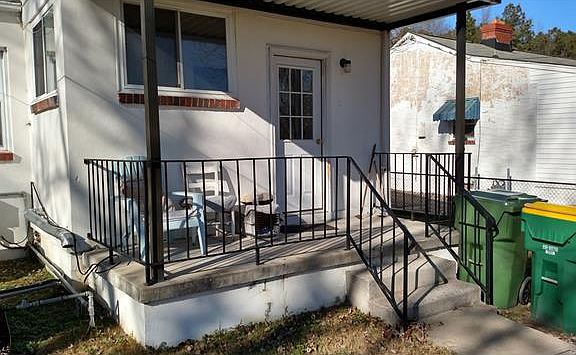 4th image of 3312 Western St