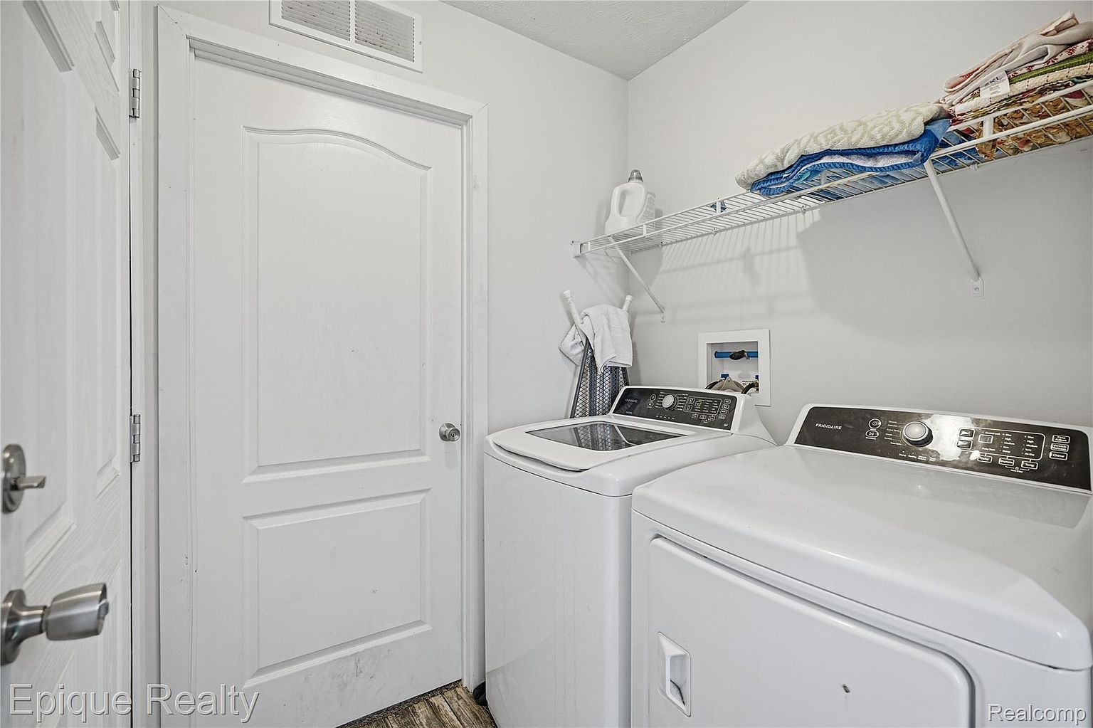 15346 Enchante Dr, photo 24
