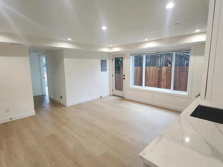 116 Woodrow St — Photo 5