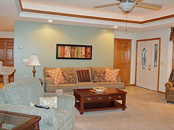 2nd image of 306 Driftwood Dr