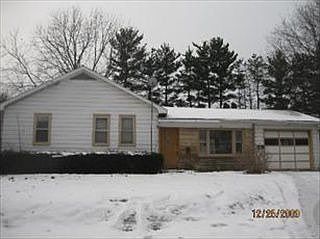 1st image of 301 Goguac St W