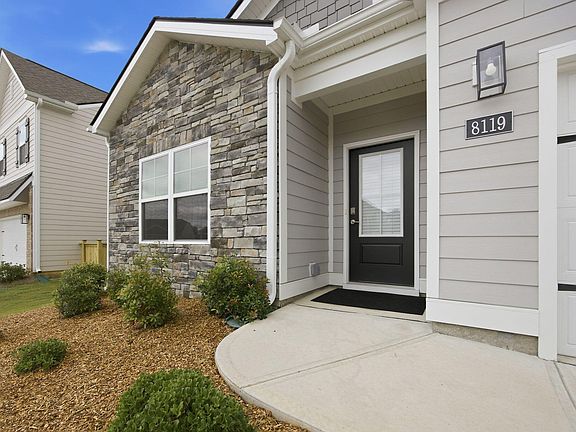 4th image of 8119 Watercolour Ln