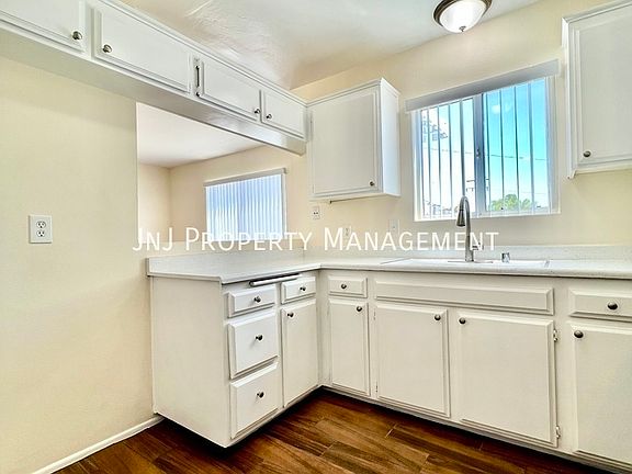 5th image of 2916 E South St APT 4