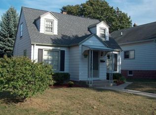 3134 S 10th St, Milwaukee, WI 53215