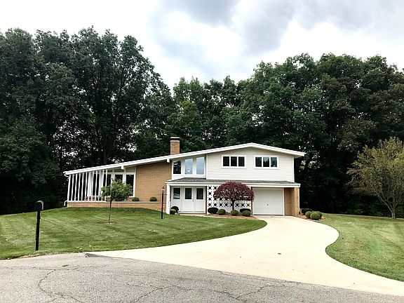 4th image of 1862 Riverview Dr