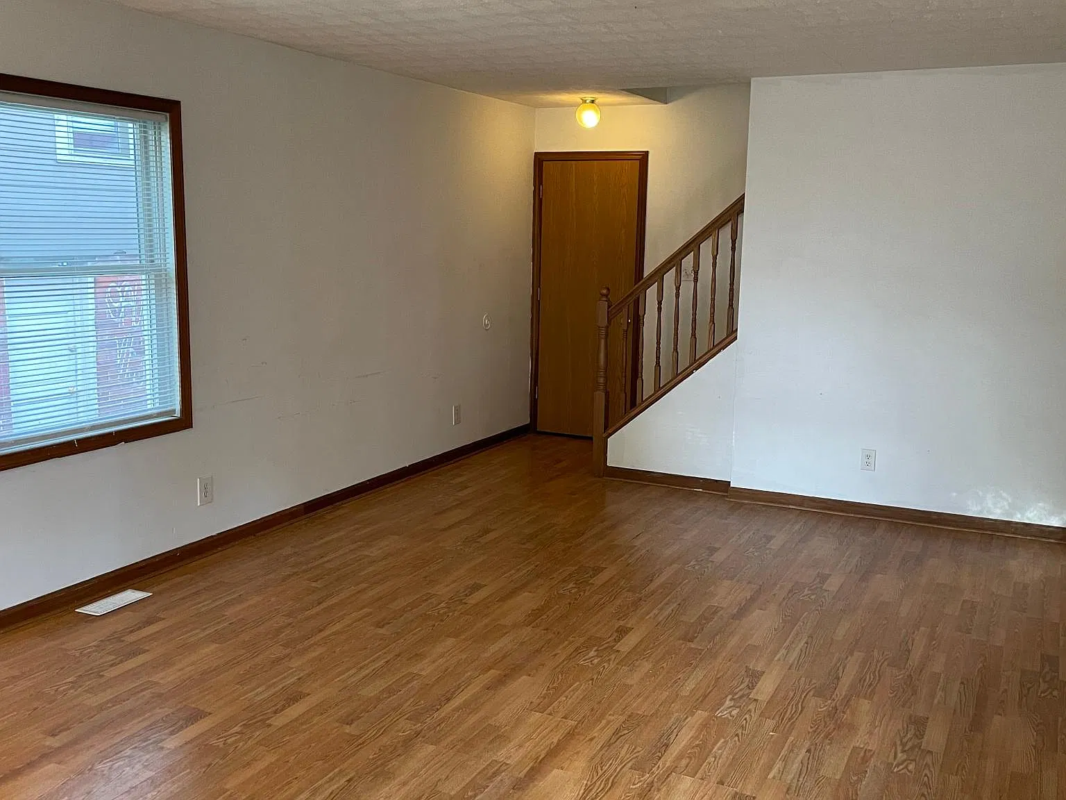 4 bed, 1568 sqft, $2,000 — Photo 3
