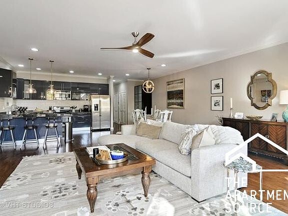 3rd image of 2216 W Armitage Ave APT 2A