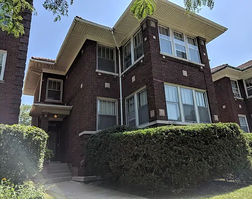 328 S Ridgeland Ave #1 Photo 1