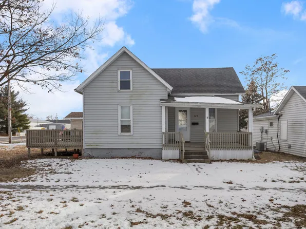 425 E 8th St, Gibson City, IL 60936