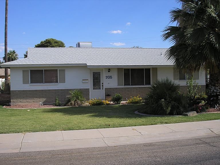 1st image of 705 E Brenda Dr