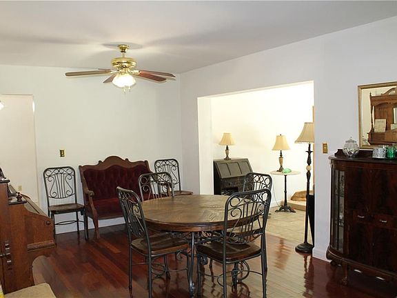 5th image of 335 Fern Cliff Ave