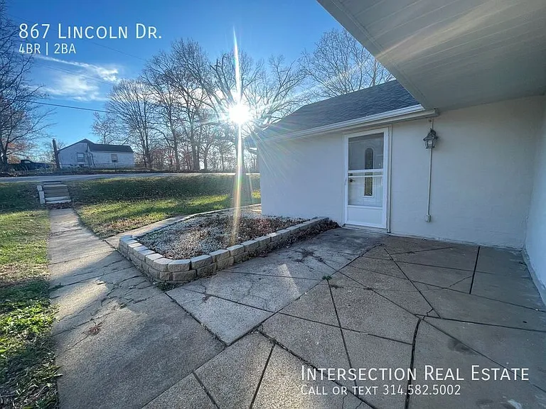 867 Lincoln Dr — Photo 31