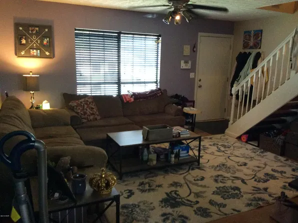 207 Halia Crst, Mount Vernon, IL 62864