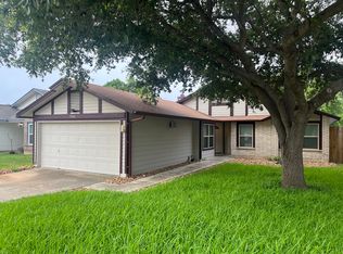 7986 Wayside Trl, San Antonio, TX 78244