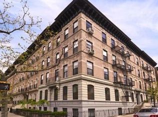 391 Clinton St APT 1B, Brooklyn, NY