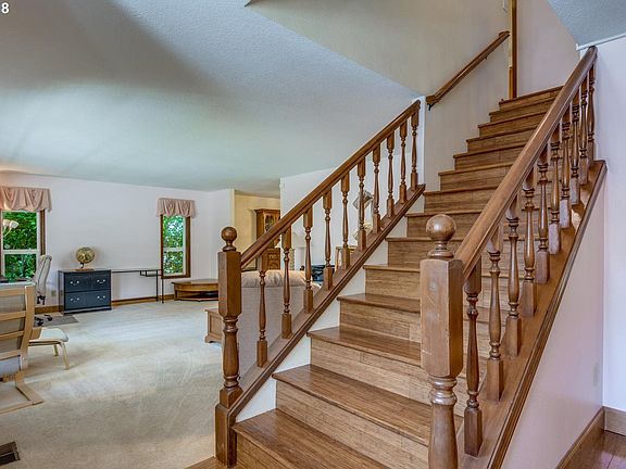 5th image of 3114 NE 95th St