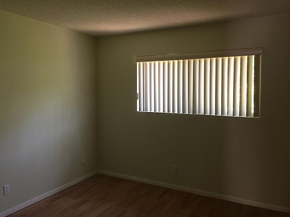 4th image of 117 N Tustin Ave APT 3