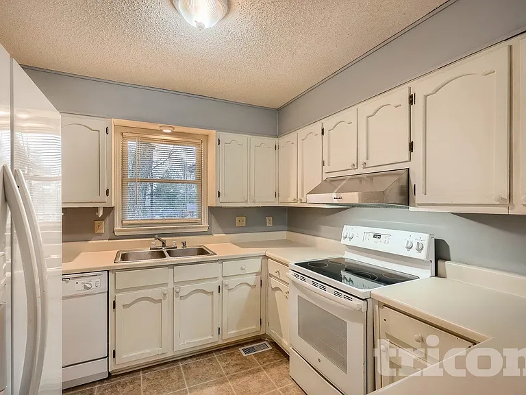 150 Tanglewood Dr — Photo 15