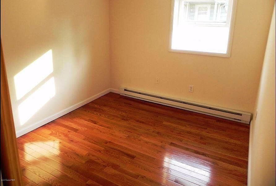 6209 Oak Ln Brodheadsville, PA, 18322 Apartments for Rent Zillow