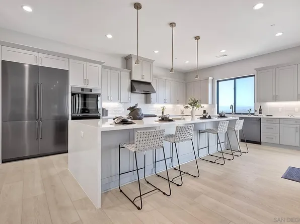 1648 Calle Catalina, Escondido, CA 92029