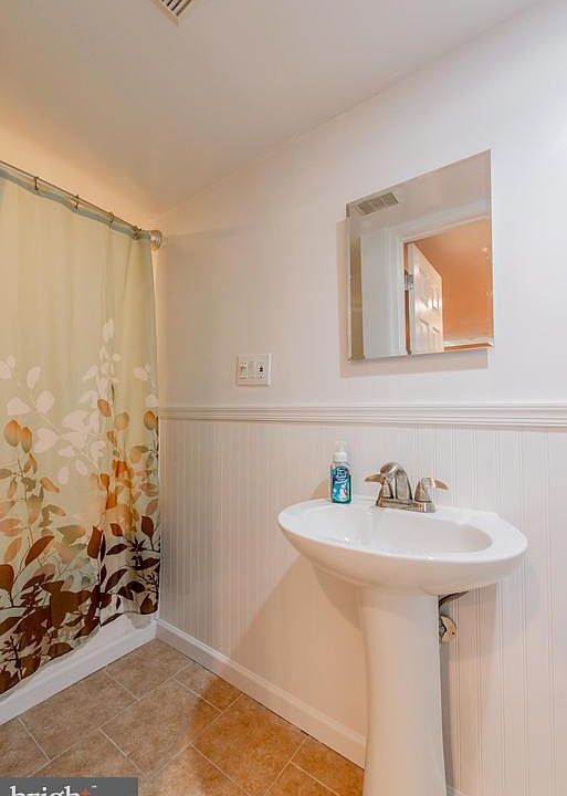 1st image of 268 Laguna Cir