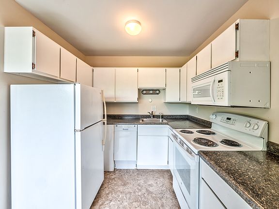 2nd image of 4039 S Rose St APT 102