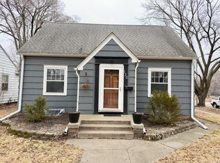 130 S Riverside Dr, Ames, IA 50010