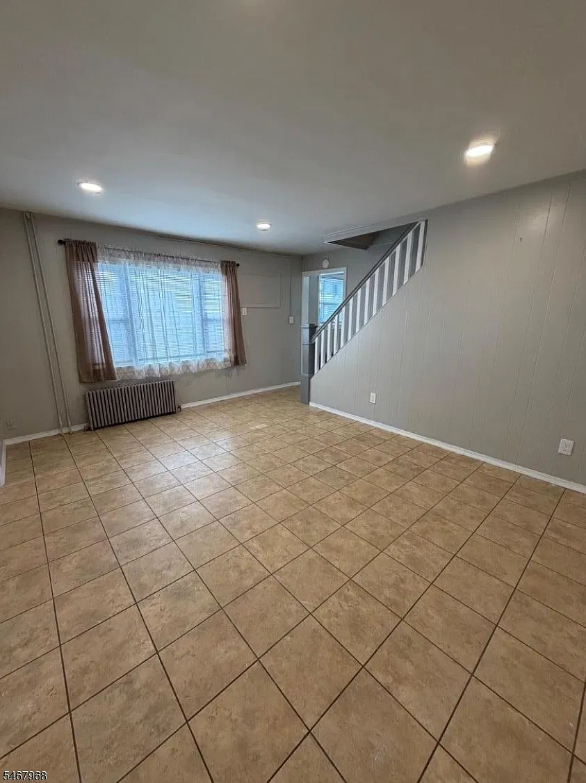 3 bed, 2.0 bath, $2,450 — Photo 4