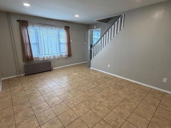 4th image of 53 Wilson St